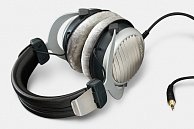 Наушники Beyerdynamic DT 990 Pro