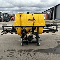 Опрыскиватель полевой Rossel P400