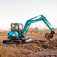 Компактный экскаватор Sunward SWE60UF