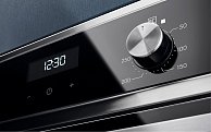 Электрический духовой шкаф Electrolux EOF5C50BX Черный