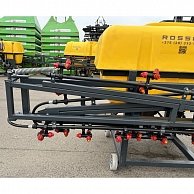 Опрыскиватель полевой Rossel P300