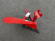 Плуг ВРМЗ ПЛН-16 А  (стойка 16мм, шир. захв. 22 см, 3 отверстия на стойке) 11.01.40.00.00-01