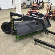 Щетка дорожная Люкс МТЗ-320 ИУЦП 31.00.000 (с кол.5.00-10 без кардана)